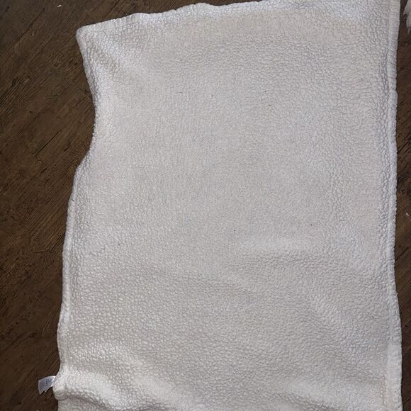 Disney Winnie the Pooh Yellow Baby Blanket Size 30×40 - Picture 3 of 3